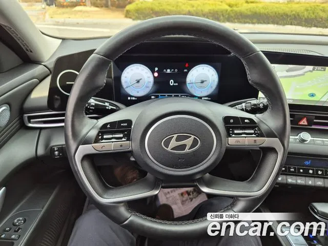 Hyundai AVANTE Новый Avante (CN7) — Фото автомобиля 8