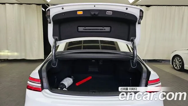 Genesis G80 RG3 — Фото автомобиля 20
