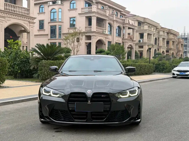 BMW M4 — Фото автомобиля 2