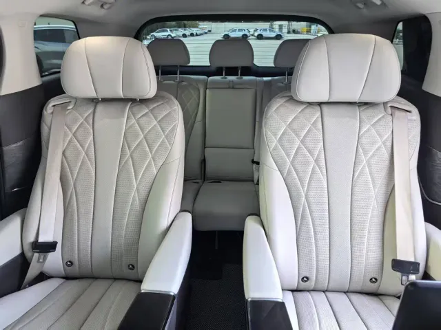 Denza Denza D9 2025 DM-i Smart Drive Edition 1020 AWD Prestige — Фото автомобиля 12