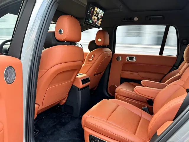 Li Auto L9 — Фото автомобиля 9