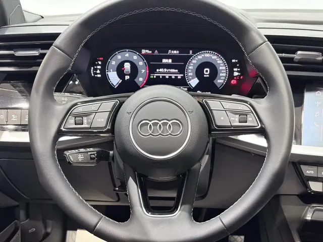 Audi A3 — Фото автомобиля 16