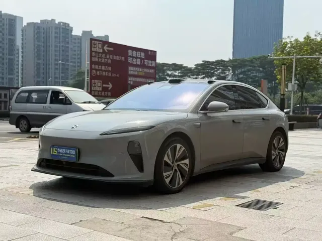 Фотография автомобиля — Nio ET5