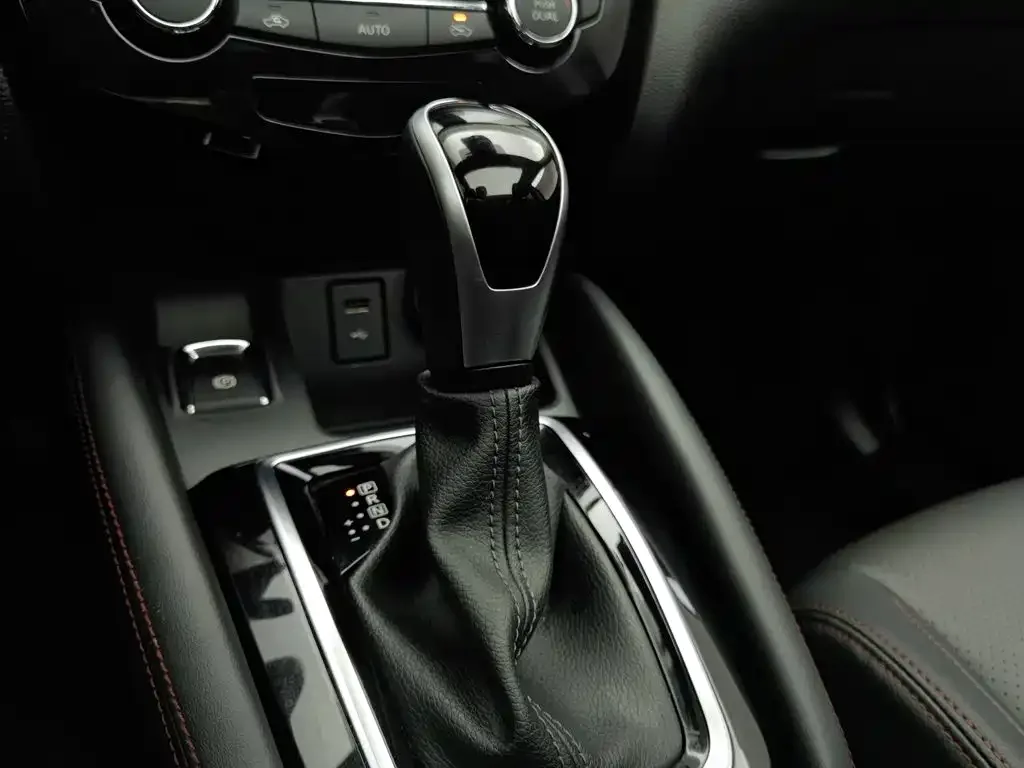Nissan Qashqai 2022 2.0L CVT XV Prem Luxury Edition — Фото автомобиля 13