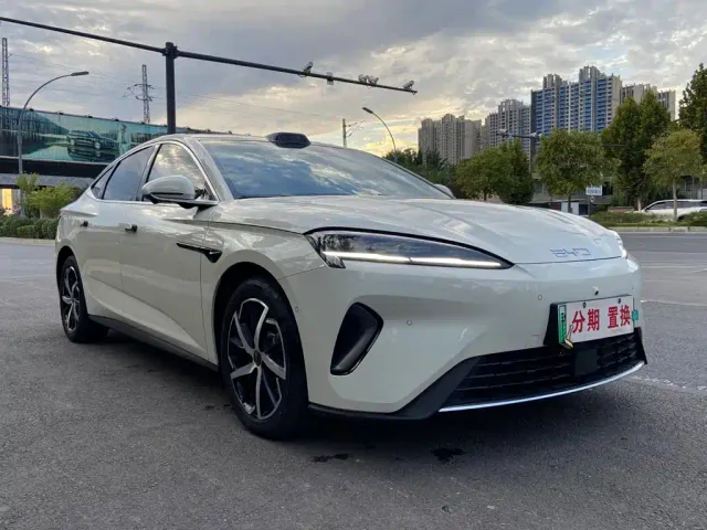 BYD Seal 07 DM-i — Фото автомобиля 3
