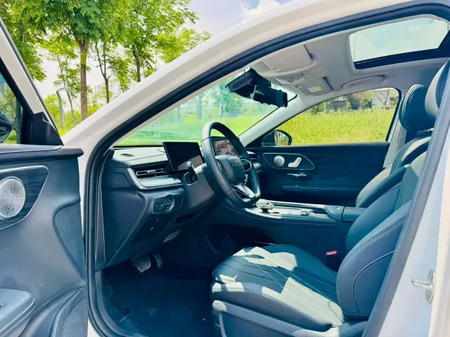 Chery Arrizo 8 PRO — Фото автомобиля 4