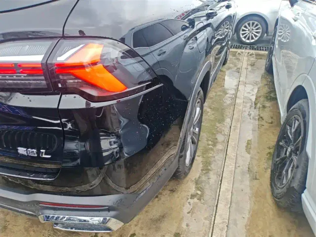 Geely Haoyue L — Фото автомобиля 7