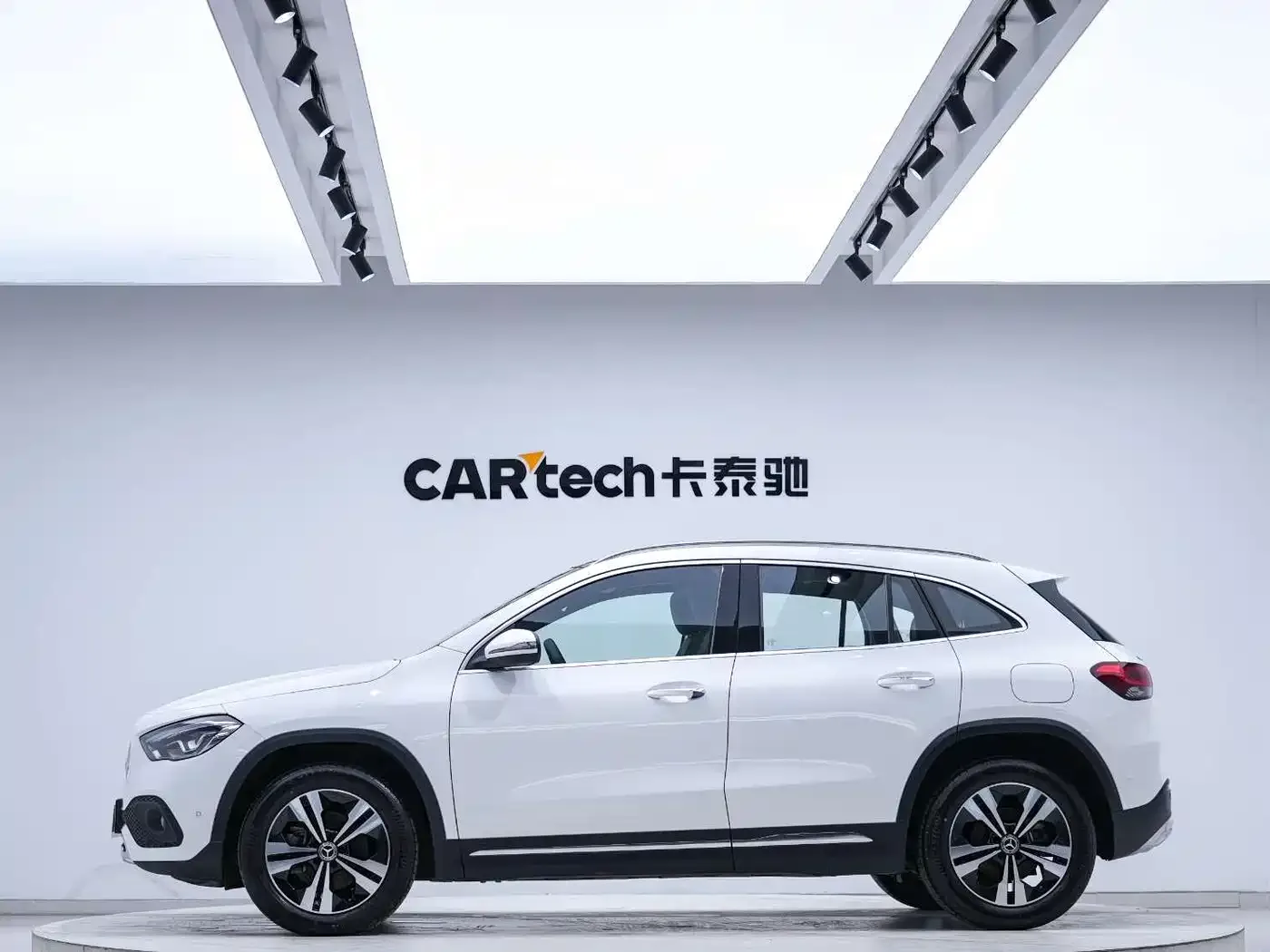 Mercedes-Benz Mercedes-Benz GLA 2022 Facelift GLA 200 — Фото автомобиля 4