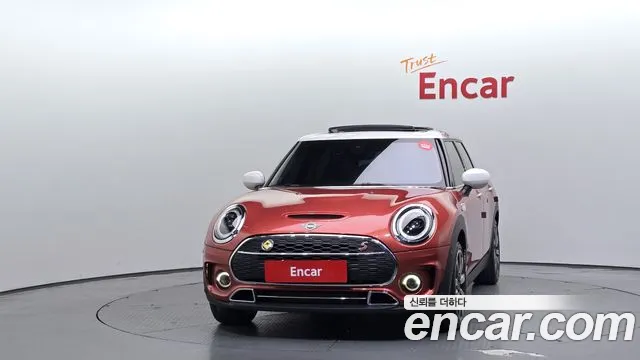 MINI Clubman — Фото автомобиля 3