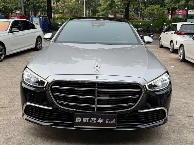 Mercedes-Benz S-Class — Фото автомобиля 2