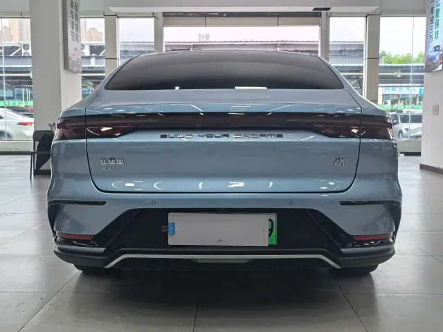 BYD Han — Фото автомобиля 16