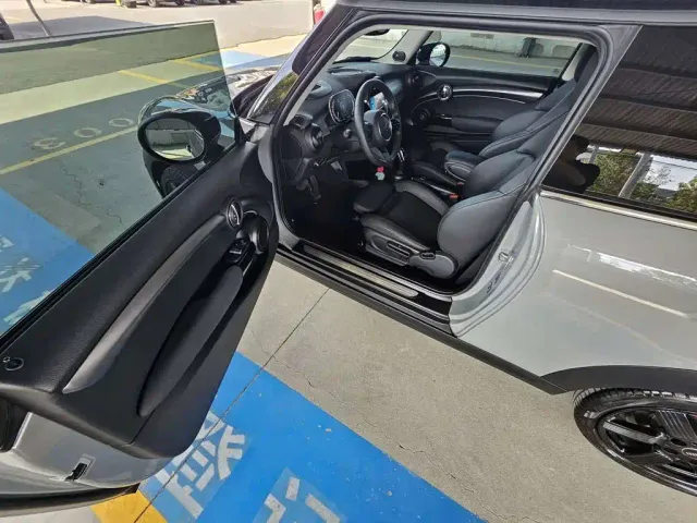 MINI Hatch — Фото автомобиля 6