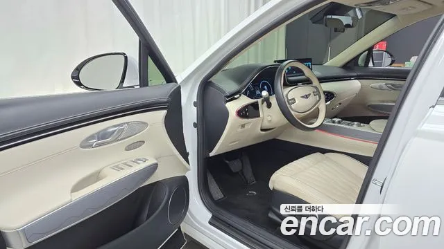 Genesis GV70 — Фото автомобиля 15