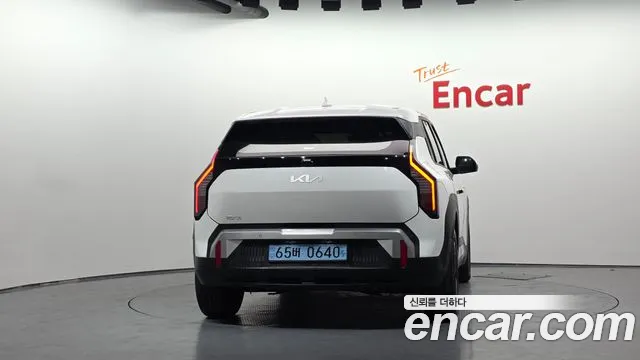 Kia EV3 — Фото автомобиля 4