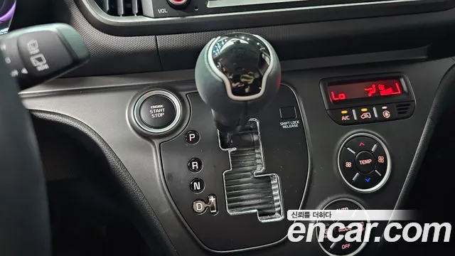 Kia RAY Новый Kia Ray Signature — Фото автомобиля 9