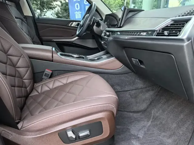 BMW X5 — Фото автомобиля 15
