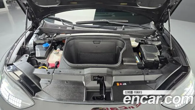 Hyundai Ioniq 6 — Фото автомобиля 9