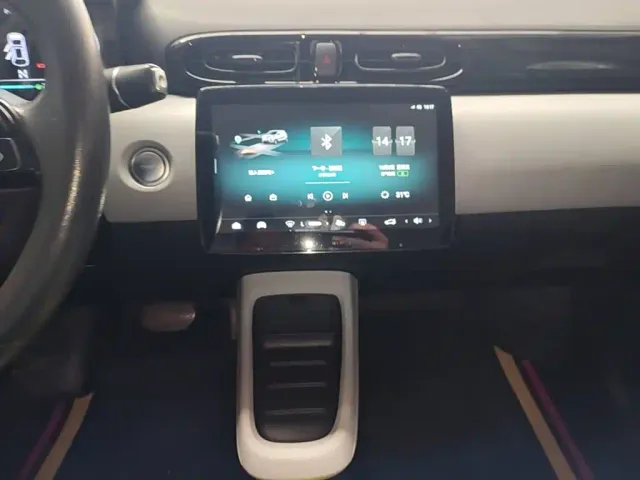 Leapmotor T03 — Фото автомобиля 12