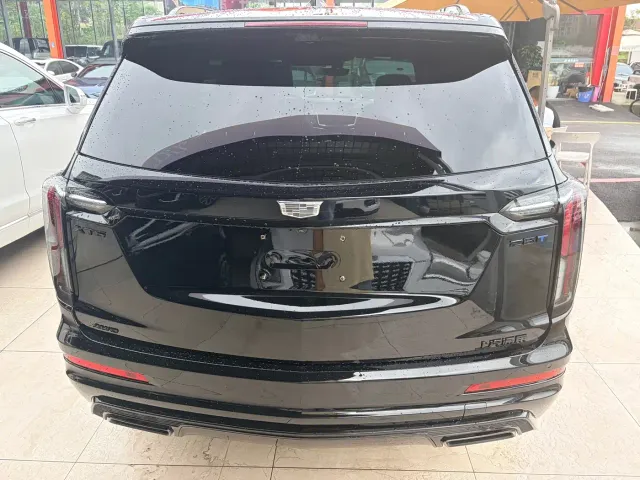 Cadillac XT6 — Фото автомобиля 5