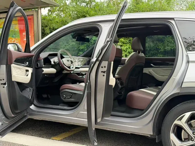 Geely Xingyue L — Фото автомобиля 16