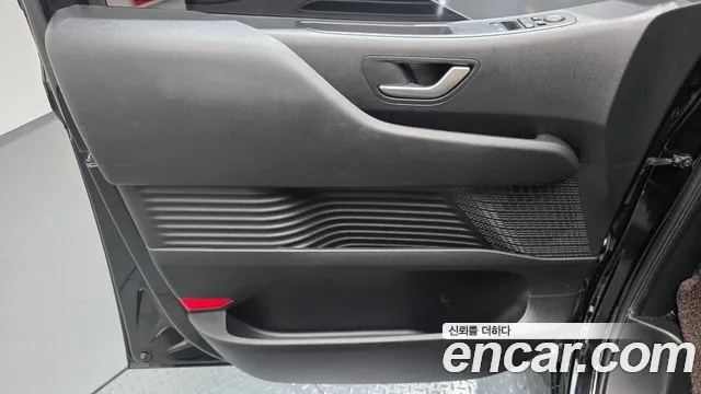 Hyundai Staria Staria L3.5 Карго 3 места — Фото автомобиля 23