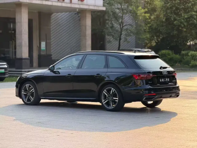 Audi A4 — Фото автомобиля 7