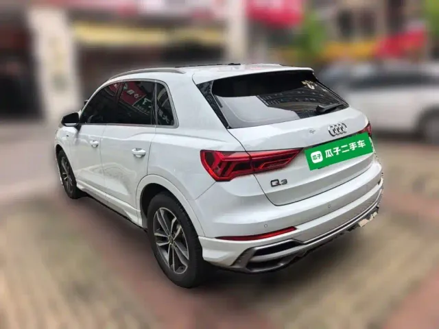 Audi Q3 — Фото автомобиля 4
