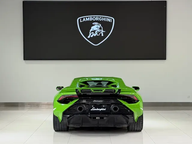 Lamborghini Huracan — Фото автомобиля 4