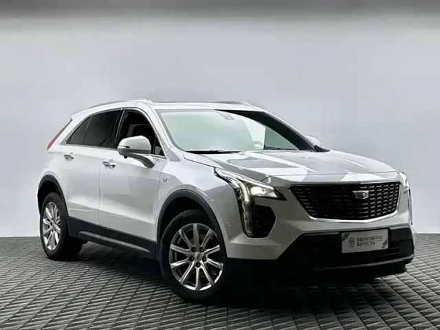 Cadillac XT4 — Фото автомобиля 3