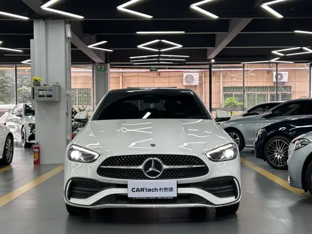 Mercedes-Benz C-Class — Фото автомобиля 2