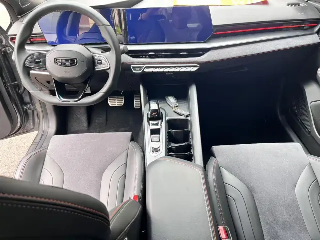 Geely Binrui — Фото автомобиля 4