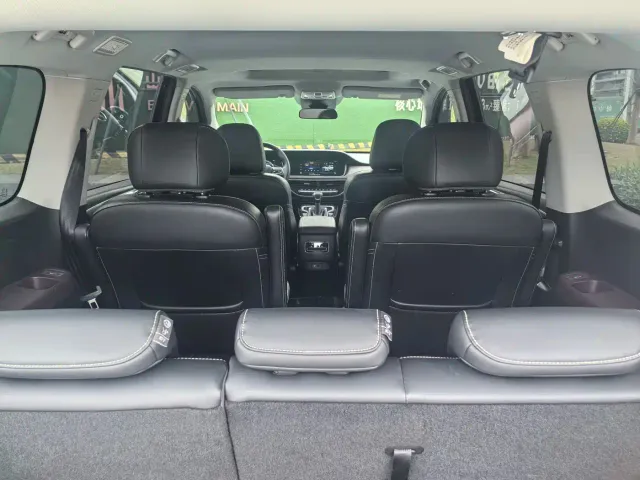 GAC Trumpchi M6 — Фото автомобиля 27
