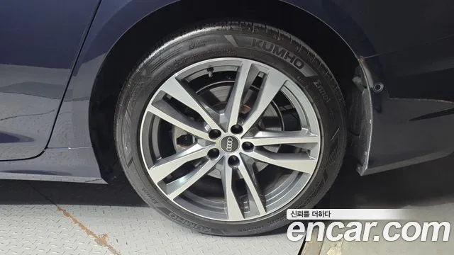 Audi A6 45 TFSI Premium — Фото автомобиля 21