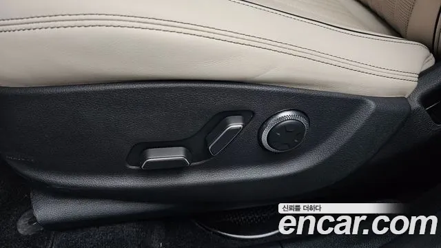 Genesis GV70 — Фото автомобиля 29