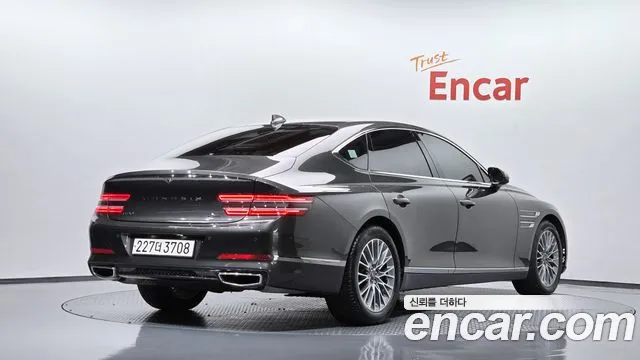 Genesis G80 RG3 — Фото автомобиля 2