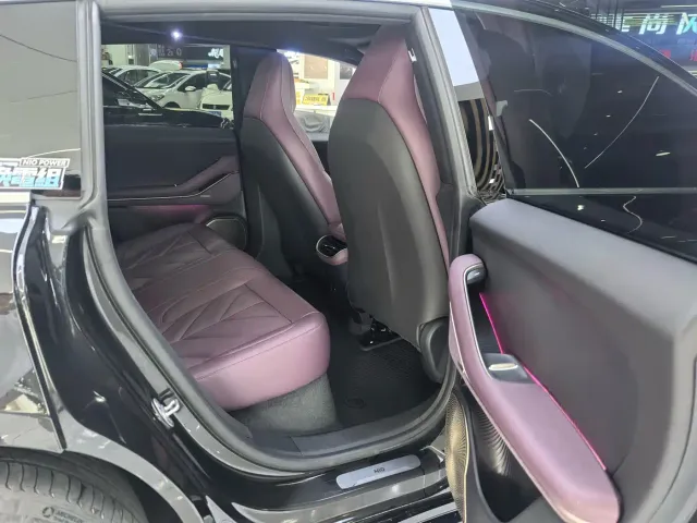 Nio ET5 Touring — Фото автомобиля 15