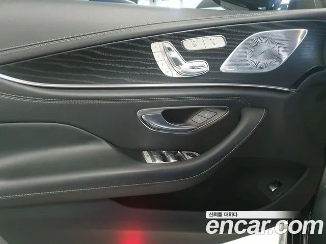 Mercedes-Benz CLS-Class — Фото автомобиля 15