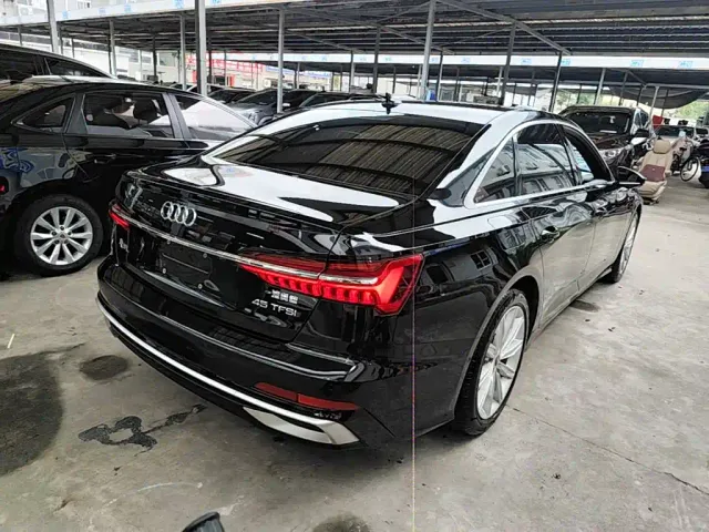 Audi A6L — Фото автомобиля 6