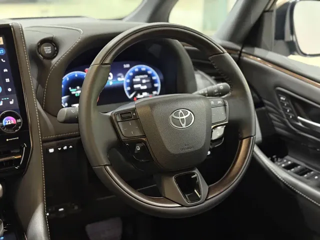 Toyota Alphard — Фото автомобиля 14