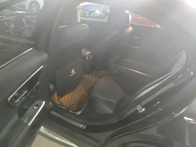 Mercedes-Benz C-Class — Фото автомобиля 7