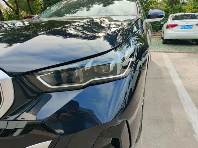 BMW i5 — Фото автомобиля 23