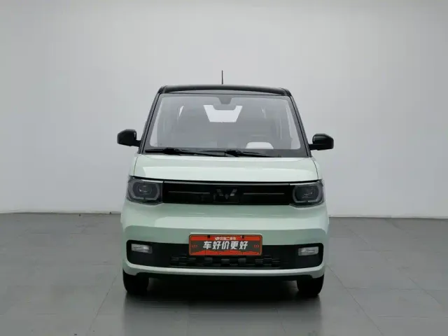 Wuling Hongguang Mini EV — Фото автомобиля 3