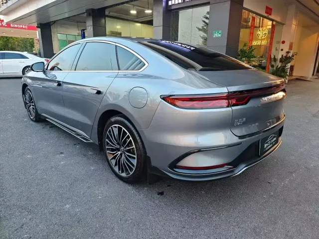 BYD Han — Фото автомобиля 11