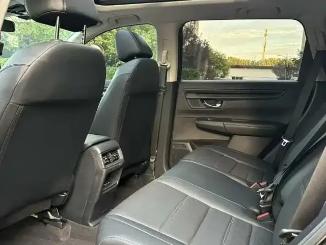 Honda CR-V — Фото автомобиля 9