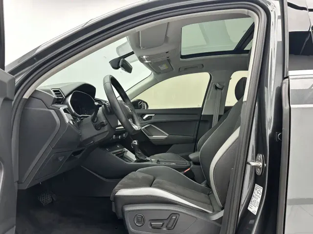 Audi Q3 — Фото автомобиля 5