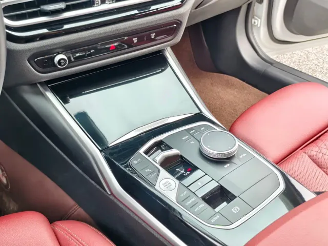 BMW 3 Series — Фото автомобиля 16