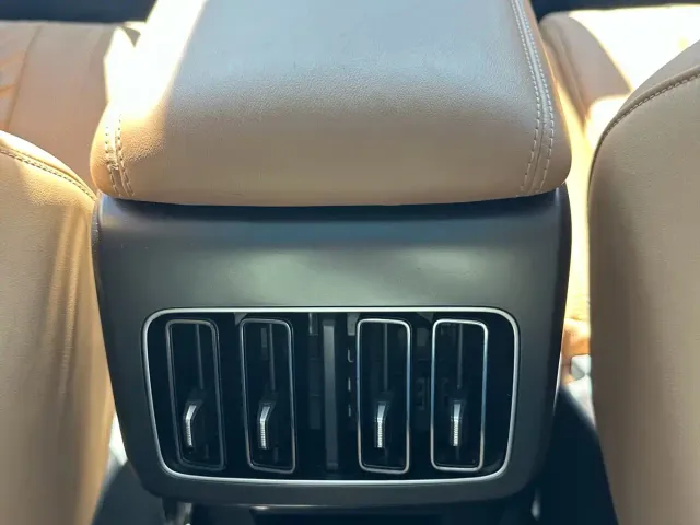 BYD Song L DM-i — Фото автомобиля 19