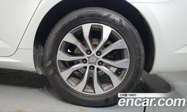 Renault Korea SM6 — Фото автомобиля 6