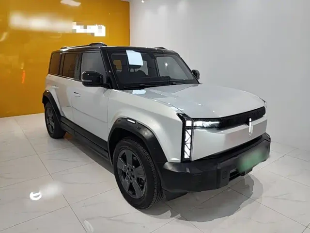 iCAR 03 — Фото автомобиля 3