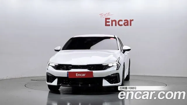 Kia K5 Новый K5 3 поколение 2.0 LPi(Для проката) — Фото автомобиля 3